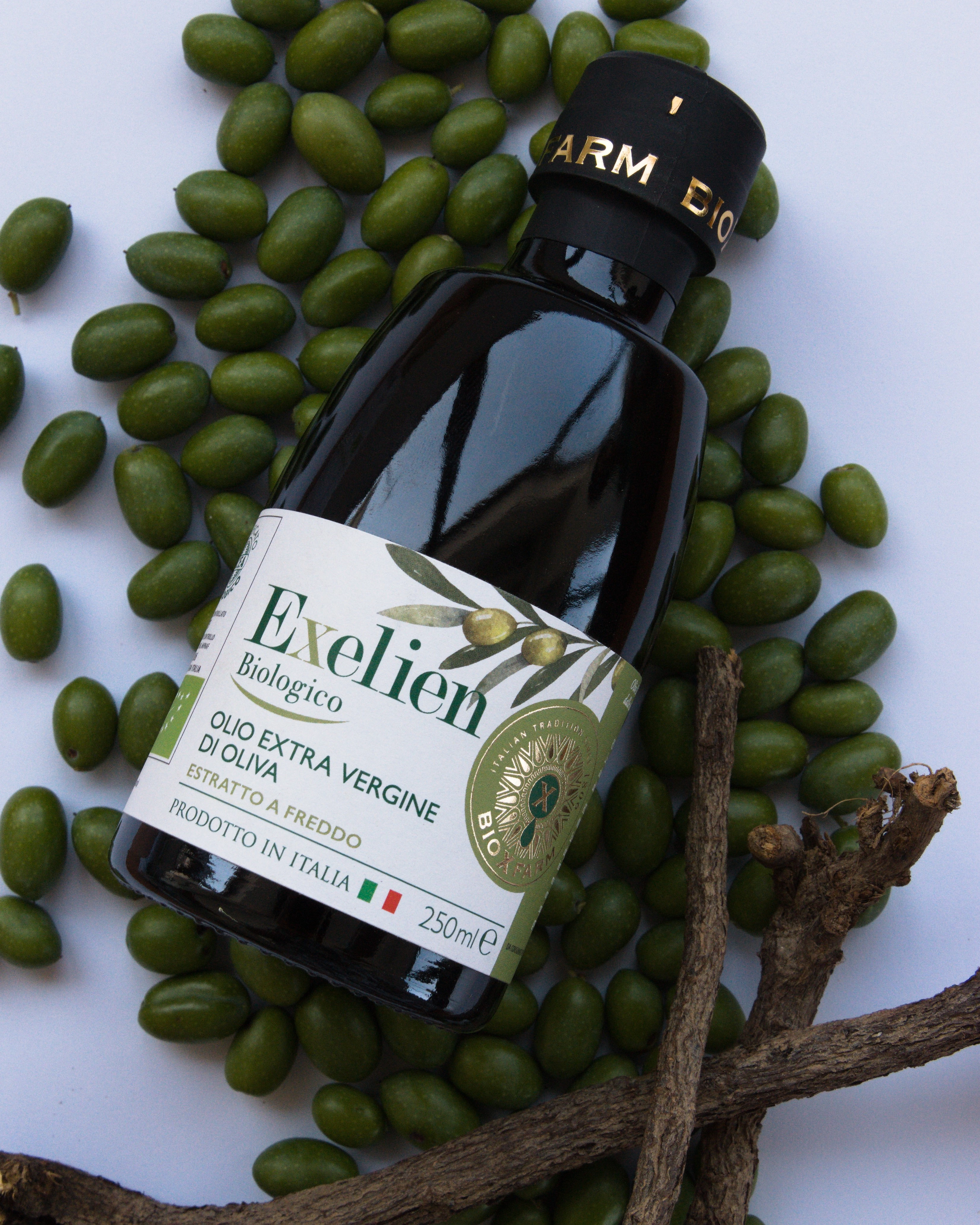 Exelien BioXFarm bottle with green olives